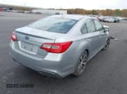 ✅ 2018 Subaru Legacy Limited • VIN: 4S3BNAN67J3040315 • Лот: 43575566. Опубликован ранее на IAAI с пробегом 176 616 миль. Бесплатный доступ к архиву аукционных продаж из США и подробный отчёт об истории автомобиля на DreamBid. Изображение 4.