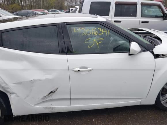 ✅ 2012 Hyundai Veloster w/Gray Int • VIN: KMHTC6AD3CU060811 • Lot: 42016391. Wystawiony na IAAI z przebiegiem 179 309 mil. Bezpłatny archiwum sprzedaży aukcyjnych z USA i szczegółowy raport historii pojazdu na DreamBid. Zdjęcie 14.