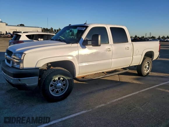 ✅ 2004 Chevrolet Silverado 2500HD Work Truck • VIN: 1GCHC23U04F179275 • Лот: 95805925. Опубликован ранее на Copart с пробегом 260 462 миль. Бесплатный доступ к архиву аукционных продаж из США и подробный отчёт об истории автомобиля на DreamBid. Изображение 1.
