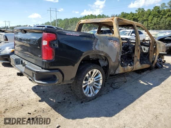 ✅ 2019 Chevrolet Silverado 1500 LT Trail Boss • VIN: 3GCPYFED6KG264537 • Lot: 71259884. Wystawiony na Copart z przebiegiem Nie podano. Bezpłatny archiwum sprzedaży aukcyjnych z USA i szczegółowy raport historii pojazdu na DreamBid. Zdjęcie 3.