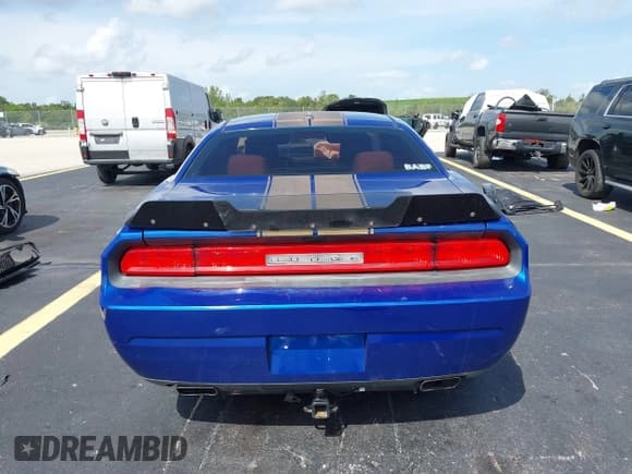 ✅ 2012 Dodge Challenger SXT Plus • VIN: 2C3CDYAG8CH292206 • Лот: 43109397. Опубликован ранее на IAAI с пробегом Не указан. Бесплатный доступ к архиву аукционных продаж из США и подробный отчёт об истории автомобиля на DreamBid. Изображение 16.