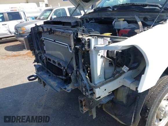 ✅ 2023 Ram 2500 Tradesman • VIN: 3C6UR5CJ5PG558514 • Lot: 43260300. Wystawiony na IAAI z przebiegiem 26 824 mil. Bezpłatny archiwum sprzedaży aukcyjnych z USA i szczegółowy raport historii pojazdu na DreamBid. Zdjęcie 6.