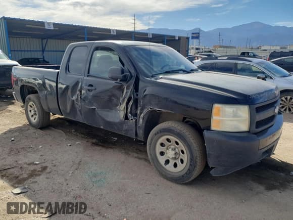 ✅ 2008 Chevrolet Silverado 1500 Work Truck • VIN: 1GCEC19XX8Z332277 • Lot: 91492135. Listed on Copart with 132,907 mi. Free auction sales archive from the USA and detailed vehicle history report at DreamBid. Image 4.