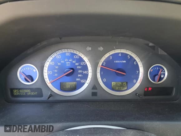 ✅ 2005 Volvo V70 • VIN: YV1SJ527952511421 • Lot: 63468215. Wystawiony na Copart z przebiegiem 118 443 mil. Bezpłatny archiwum sprzedaży aukcyjnych z USA i szczegółowy raport historii pojazdu na DreamBid. Zdjęcie 9.