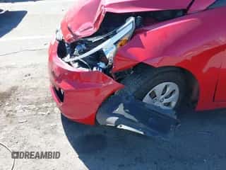 2017 Hyundai Accent SE с VIN KMHCT4AE2HU247705, выставлен на аукционе IAAI как лот 43320098 с пробегом 92 633 миль миль и . История ставок и продаж доступна на DreamBid. Изображение 6.