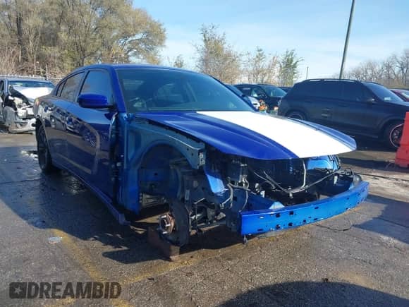 2020 Dodge Charger SXT с VIN 2C3CDXBG6LH144127, выставлен на аукционе IAAI как лот 40927988 с пробегом Не указан миль и . История ставок и продаж доступна на DreamBid. Изображение 1.