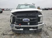 ✅ 2018 Ford F-250 XL • VIN: 1FDBF2B67JEB53642 • Lot: 81255834. Listed on Copart with 238,576 mi. Free auction sales archive from the USA and detailed vehicle history report at DreamBid. Image 5.