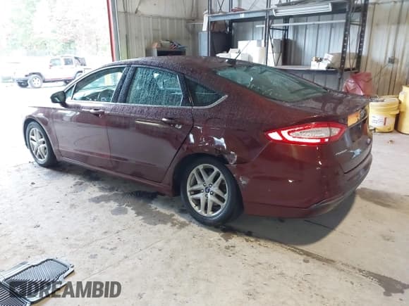 ✅ 2015 Ford Fusion SE • VIN: 3FA6P0H74FR166415 • Lot: 43419385. Wystawiony na IAAI z przebiegiem 120 946 mil. Bezpłatny archiwum sprzedaży aukcyjnych z USA i szczegółowy raport historii pojazdu na DreamBid. Zdjęcie 3.