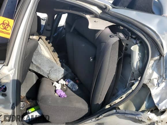 2003 Dodge Neon SXT z VIN 1B3ES56C83D106967, wystawiony jako Copart lot #62285514 z przebiegiem Nie podano mil oraz Szkoda całkowita • Salvage title. Historia ofert i sprzedaży dostępna na DreamBid. Obrazek 10.