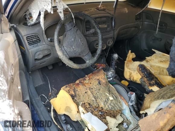 ✅ 2007 Hyundai Accent GS • VIN: KMHCM36C57U025351 • Лот: 59164905. Опубликован ранее на Copart с пробегом Не указан. Бесплатный доступ к архиву аукционных продаж из США и подробный отчёт об истории автомобиля на DreamBid. Изображение 8.