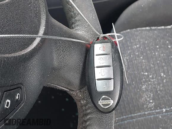 ✅ 2017 Nissan Sentra SL • VIN: 3N1AB7AP1HY368596 • Lot: 43743529. Listed on IAAI with 80,825 mi. Free auction sales archive from the USA and detailed vehicle history report at DreamBid. Image 11.