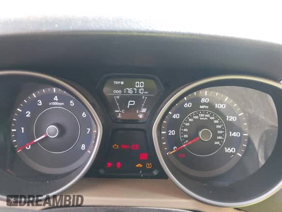 2013 Hyundai Elantra GLS с VIN 5NPDH4AE5DH225759, выставлен на аукционе IAAI как лот 43372162 с пробегом 176 710 миль миль и . История ставок и продаж доступна на DreamBid. Изображение 7.