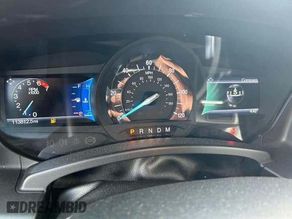 ✅ 2017 Ford Expedition Limited • VIN: 1FMJU1KT4HEA04567 • Lot: 89918355. Wystawiony na Copart z przebiegiem 113 812 mil. Bezpłatny archiwum sprzedaży aukcyjnych z USA i szczegółowy raport historii pojazdu na DreamBid. Zdjęcie 8.