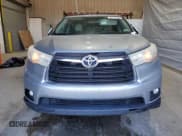 ✅ 2014 Toyota Highlander LE • VIN: 5TDBKRFH7ES041170 • Лот: 59275835. Опубликован ранее на Copart с пробегом 258 239 миль. Бесплатный доступ к архиву аукционных продаж из США и подробный отчёт об истории автомобиля на DreamBid. Изображение 5.