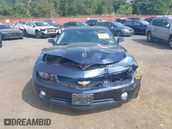 2011 Chevrolet Camaro 1LT z VIN 2G1FB1ED2B9173123, wystawiony jako IAAI lot #43338581 z przebiegiem 136 567 mil mil oraz . Historia ofert i sprzedaży dostępna na DreamBid. Obrazek 12.