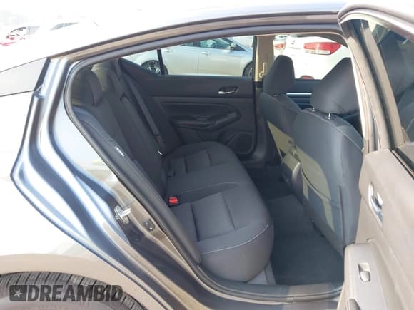 ✅ 2022 Nissan Altima SV • VIN: 1N4BL4DV8NN407691 • Lot: 42877346. Listed on IAAI with 53,911 mi. Free auction sales archive from the USA and detailed vehicle history report at DreamBid. Image 8.
