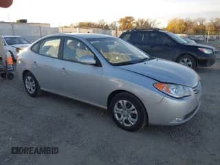 ✅ 2010 Hyundai Elantra GLS • VIN: KMHDU4AD8AU189369 • Лот: 43571678. Опубликован ранее на IAAI с пробегом 26 182 миль. Бесплатный доступ к архиву аукционных продаж из США и подробный отчёт об истории автомобиля на DreamBid. Изображение 1.