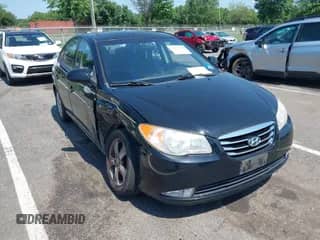 2010 Hyundai Elantra GLS z VIN KMHDU4AD5AU991734, wystawiony jako IAAI lot #42570881 z przebiegiem 88 904 mil mil oraz . Historia ofert i sprzedaży dostępna na DreamBid. Obrazek 1.