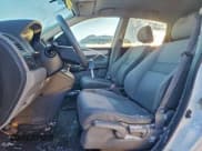 ✅ 2010 Honda CR-V LX • VIN: 5J6RE4H33AL800901 • Лот: 94432035. Опубликован ранее на Copart с пробегом 171 800 миль. Бесплатный доступ к архиву аукционных продаж из США и подробный отчёт об истории автомобиля на DreamBid. Изображение 7.