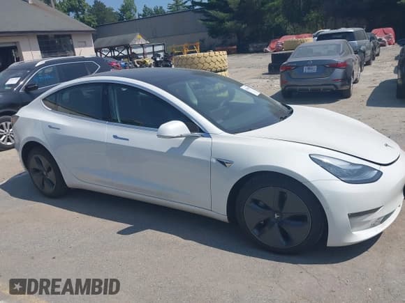✅ 2020 Tesla Model 3 Long Range • VIN: 5YJ3E1EB5LF795129 • Lot: 42896807. Wystawiony na IAAI z przebiegiem 108 333 mil. Bezpłatny archiwum sprzedaży aukcyjnych z USA i szczegółowy raport historii pojazdu na DreamBid. Zdjęcie 13.