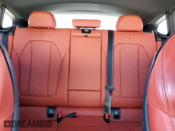 ✅ 2023 BMW X4 M • VIN: 5YM23EC09P9P05546 • Lot: 64856665. Wystawiony na Copart z przebiegiem 26 543 mil. Bezpłatny archiwum sprzedaży aukcyjnych z USA i szczegółowy raport historii pojazdu na DreamBid. Zdjęcie 10.