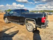 ✅ 2015 GMC Sierra 2500HD Denali • VIN: 1GT120E89FF534777 • Лот: 83986025. Опубликован ранее на Copart с пробегом 124 044 миль. Бесплатный доступ к архиву аукционных продаж из США и подробный отчёт об истории автомобиля на DreamBid. Изображение 2.