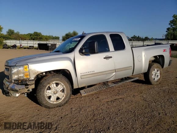 ✅ 2013 Chevrolet Silverado 1500 LT • VIN: 1GCRKSE75DZ134765 • Lot: 68374484. Listed on Copart with 128,738 mi. Free auction sales archive from the USA and detailed vehicle history report at DreamBid. Image 1.