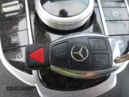 ✅ 2019 Mercedes-Benz GLC 300 • VIN: WDC0G4KB0KV119474 • Лот: 43012253. Опубликован ранее на IAAI с пробегом 70 883 миль. Бесплатный доступ к архиву аукционных продаж из США и подробный отчёт об истории автомобиля на DreamBid. Изображение 11.