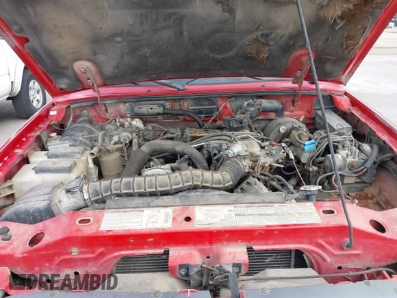 ✅ 1999 Ford Ranger XL • VIN: 1FTZR15V2XTA63259 • Lot: 43726811. Wystawiony na IAAI z przebiegiem 135 766 mil. Bezpłatny archiwum sprzedaży aukcyjnych z USA i szczegółowy raport historii pojazdu na DreamBid. Zdjęcie 10.