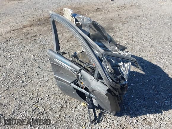 ✅ 2015 Ford Fusion Titanium • VIN: 3FA6P0K95FR115936 • Lot: 43576681. Listed on IAAI with Not provided. Free auction sales archive from the USA and detailed vehicle history report at DreamBid. Image 13.