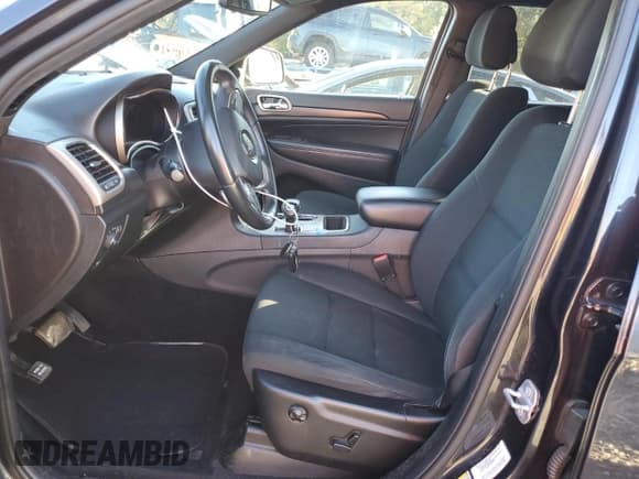 ✅ 2014 Jeep Grand Cherokee Laredo • VIN: 1C4RJFAG1EC384217 • Лот: 89543215. Опубликован ранее на Copart с пробегом 183 987 миль. Бесплатный доступ к архиву аукционных продаж из США и подробный отчёт об истории автомобиля на DreamBid. Изображение 7.