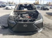 ✅ 2024 Lexus RZ 300e Premium • VIN: JTJABABB0RA004671 • Лот: 57287935. Опубликован ранее на Copart с пробегом Не указан. Бесплатный доступ к архиву аукционных продаж из США и подробный отчёт об истории автомобиля на DreamBid. Изображение 5.