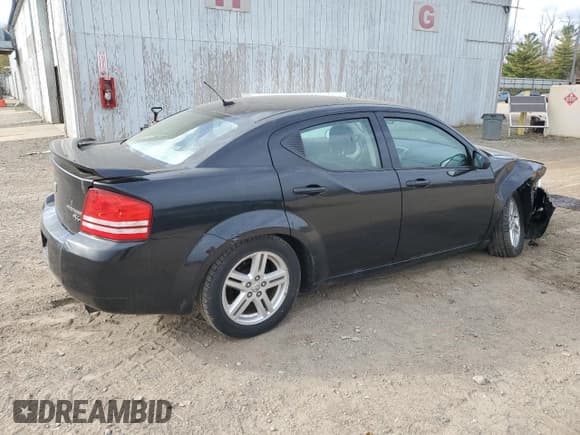 ✅ 2010 Dodge Avenger R/T • VIN: 1B3CC5FBXAN129542 • Лот: 90696235. Опубликован ранее на Copart с пробегом 123 258 миль. Бесплатный доступ к архиву аукционных продаж из США и подробный отчёт об истории автомобиля на DreamBid. Изображение 3.