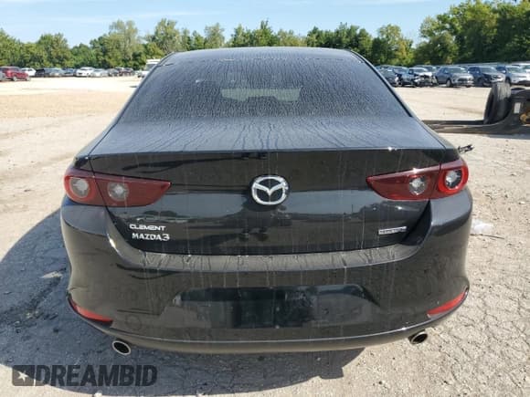 ✅ 2023 Mazda 3 S Preferred • VIN: 3MZBPACM9PM350238 • Lot: 70827115. Wystawiony na Copart z przebiegiem 29 921 mil. Bezpłatny archiwum sprzedaży aukcyjnych z USA i szczegółowy raport historii pojazdu na DreamBid. Zdjęcie 6.