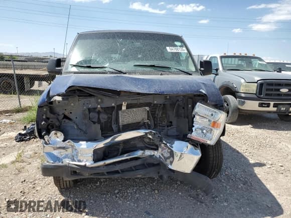 ✅ 2013 Ford Econoline Passenger XL • VIN: 1FBSS3BL2DDB28397 • Lot: 64788135. Wystawiony na Copart z przebiegiem 94 043 mil. Bezpłatny archiwum sprzedaży aukcyjnych z USA i szczegółowy raport historii pojazdu na DreamBid. Zdjęcie 5.