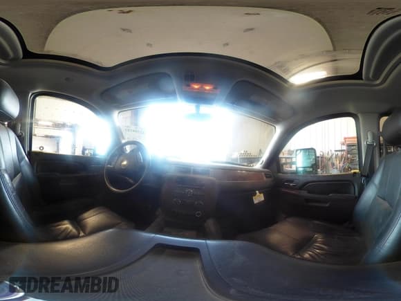 ✅ 2011 Chevrolet Silverado 2500HD LTZ • VIN: 1GC1KYC83BF192822 • Lot: 42508183. Listed on IAAI with 81,195 mi. Free auction sales archive from the USA and detailed vehicle history report at DreamBid. Image 20.