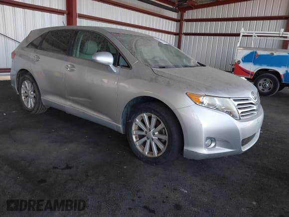 ✅ 2009 Toyota Venza • VIN: 4T3ZE11A69U005010 • Lot: 43145324. Wystawiony na IAAI z przebiegiem 174 006 mil. Bezpłatny archiwum sprzedaży aukcyjnych z USA i szczegółowy raport historii pojazdu na DreamBid. Zdjęcie 1.