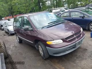 ✅ 2000 Dodge Caravan • VIN: 2B4FP25B7YR685222 • Lot: 42508555. Wystawiony na IAAI z przebiegiem 139 970 mil. Bezpłatny archiwum sprzedaży aukcyjnych z USA i szczegółowy raport historii pojazdu na DreamBid. Zdjęcie 1.