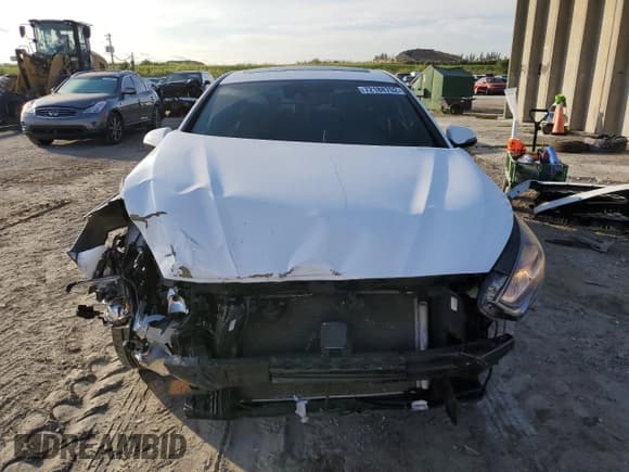 ✅ 2018 Hyundai Sonata Limited • VIN: 5NPE34AF1JH712299 • Лот: 72188702. Опубликован ранее на Copart с пробегом 105 973 миль. Бесплатный доступ к архиву аукционных продаж из США и подробный отчёт об истории автомобиля на DreamBid. Изображение 5.