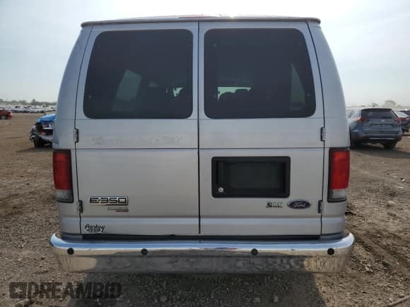 ✅ 2013 Ford Econoline Cargo Commercial • VIN: 1FTSS3EL6DDB11559 • Lot: 67787545. Wystawiony na Copart z przebiegiem Nie podano. Bezpłatny archiwum sprzedaży aukcyjnych z USA i szczegółowy raport historii pojazdu na DreamBid. Zdjęcie 6.