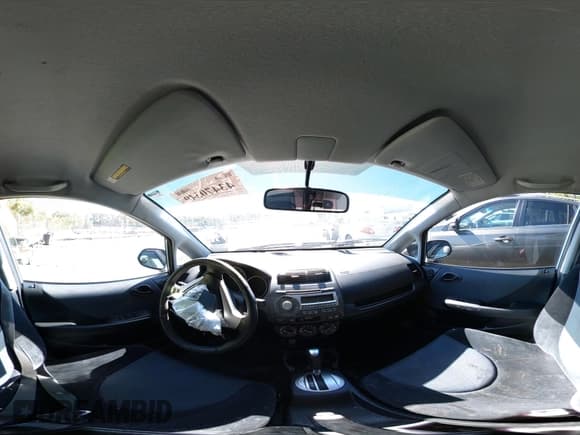 ✅ 2008 Honda Fit Sport • VIN: JHMGD38608S027047 • Lot: 43470349. Listed on IAAI with 288,869 mi. Free auction sales archive from the USA and detailed vehicle history report at DreamBid. Image 18.