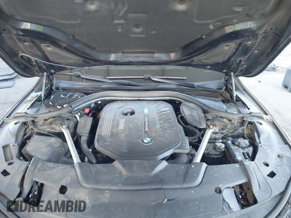 ✅ 2019 BMW 7 Series 740i • VIN: WBA7E2C58KB218419 • Lot: 41831080. Listed on IAAI with 97,752 mi. Free auction sales archive from the USA and detailed vehicle history report at DreamBid. Image 10.