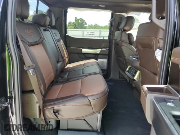 ✅ 2024 Ford F-250 XL • VIN: 1FT8W2BMXREC88896 • Lot: 65796814. Wystawiony na Copart z przebiegiem 2 772 mil. Bezpłatny archiwum sprzedaży aukcyjnych z USA i szczegółowy raport historii pojazdu na DreamBid. Zdjęcie 10.