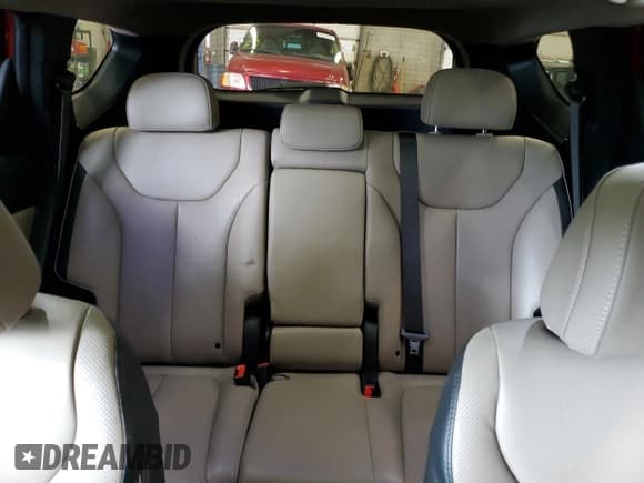 ✅ 2022 Hyundai Santa Fe SEL • VIN: 5NMS3DAJ3NH453079 • Lot: 51397124. Wystawiony na Copart z przebiegiem 25 669 mil. Bezpłatny archiwum sprzedaży aukcyjnych z USA i szczegółowy raport historii pojazdu na DreamBid. Zdjęcie 10.