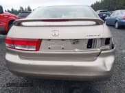 ✅ 2003 Honda Accord EX • VIN: JHMCM56603C079343 • Lot: 43634515. Wystawiony na IAAI z przebiegiem 150 598 mil. Bezpłatny archiwum sprzedaży aukcyjnych z USA i szczegółowy raport historii pojazdu na DreamBid. Zdjęcie 6.