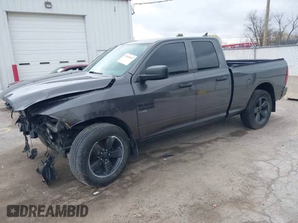 2019 Ram 1500 Tradesman with VIN 1C6RR7FG1KS547920, listed as a IAAI auction lot 41969407 with 67,048 mi miles and . Bid and sale history available at DreamBid. Image 18.