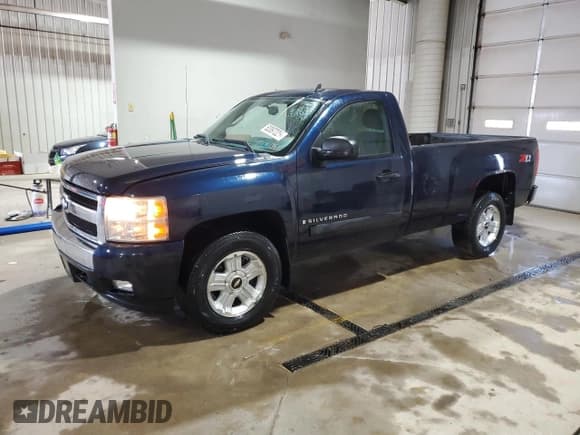 ✅ 2007 Chevrolet Silverado 1500 Work Truck • VIN: 1GCEK14077Z651633 • Lot: 52097225. Listed on Copart with 153,206 mi. Free auction sales archive from the USA and detailed vehicle history report at DreamBid. Image 1.