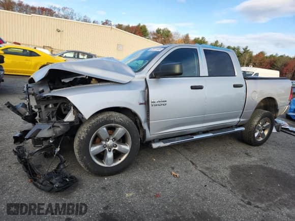 ✅ 2015 Ram 1500 Express • VIN: 1C6RR7KT0FS657401 • Lot: 92801905. Listed on Copart with 171,636 mi. Free auction sales archive from the USA and detailed vehicle history report at DreamBid. Image 1.