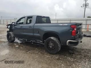 ✅ 2020 Chevrolet Silverado 1500 LT • VIN: 1GCRYDED5LZ141326 • Lot: 70850694. Wystawiony na Copart z przebiegiem 70 667 mil. Bezpłatny archiwum sprzedaży aukcyjnych z USA i szczegółowy raport historii pojazdu na DreamBid. Zdjęcie 2.