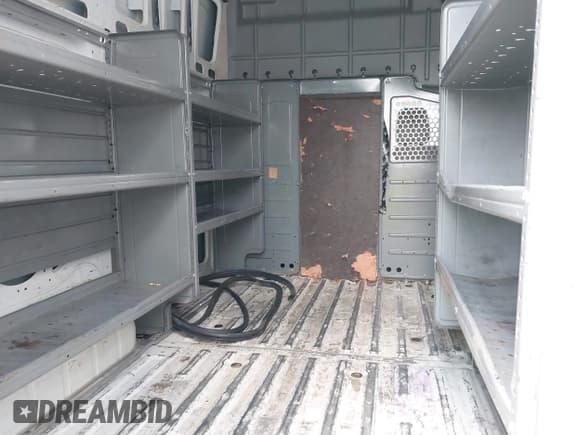 ✅ 2016 Nissan NV SV • VIN: 1N6BF0LY5GN806774 • Lot: 42176032. Wystawiony na IAAI z przebiegiem 172 825 mil. Bezpłatny archiwum sprzedaży aukcyjnych z USA i szczegółowy raport historii pojazdu na DreamBid. Zdjęcie 8.